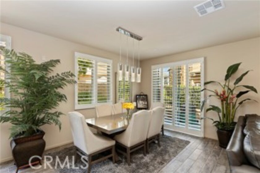 43089 Avenida Amistad Photo